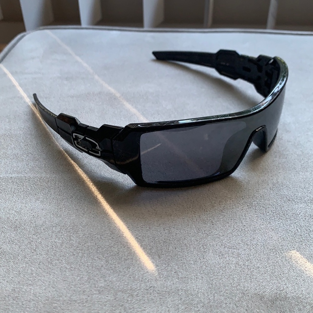 Oakley Oil Rig sunglasses-